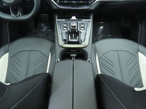 New 2026 Aston Martin DBX S image 17