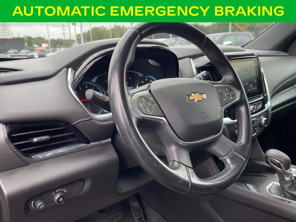 Used 2023 Chevrolet Traverse LT AWD/4WD image 17