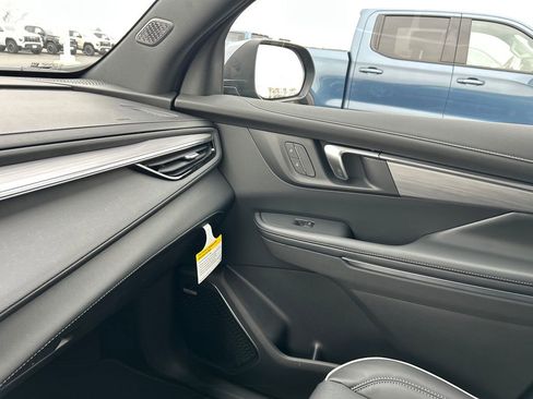 New 2026 Buick Enclave Preferred w/ Power Package AWD/4WD image 29