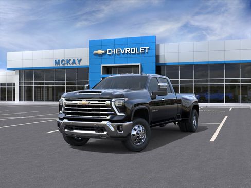 New 2026 Chevrolet Silverado 3500 LTZ w/ LTZ Convenience Package AWD/4WD image 8