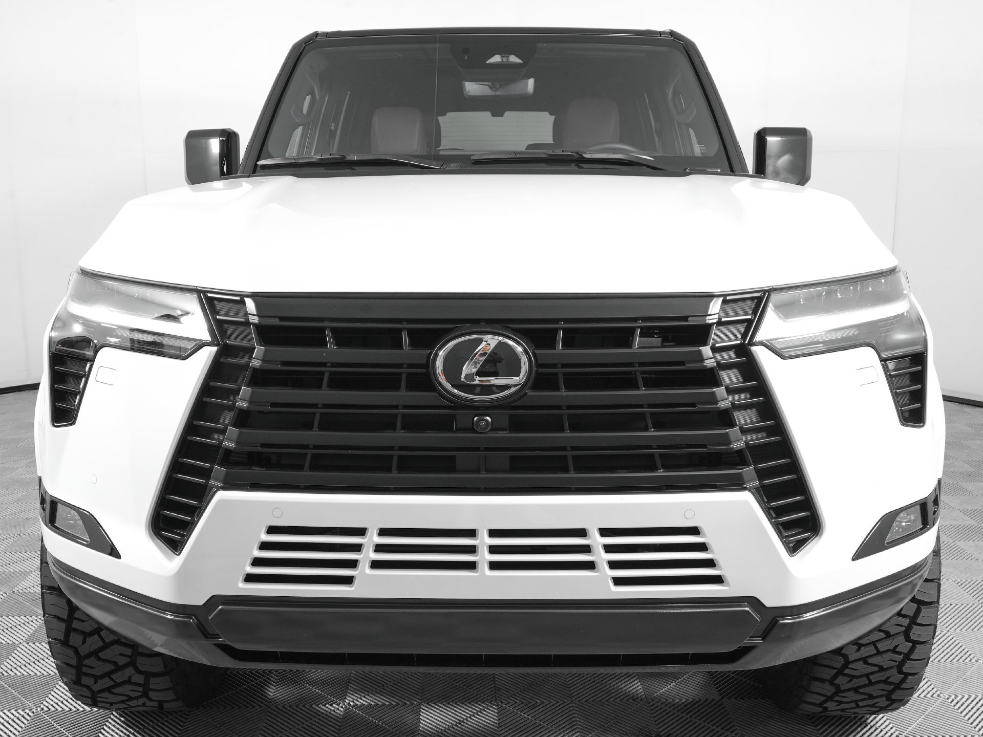 Used 2026 Lexus GX 550 w/ Accessory Package (2T) AWD/4WD image 3