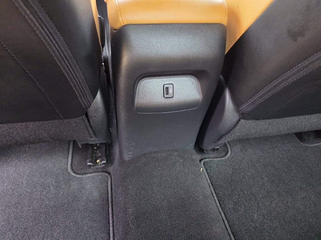 Used 2024 Nissan Sentra SV w/ SV Premium Package FWD image 18