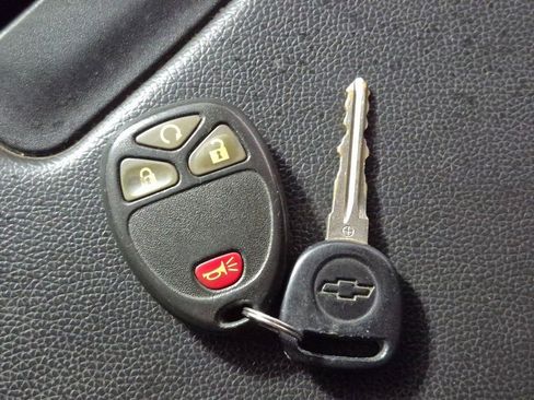 Used 2011 Chevrolet Silverado 2500 LT w/ Interior Plus Package image 25