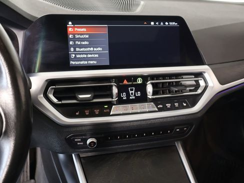 Used 2019 BMW 330i xDrive Sedan w/ Premium Package AWD/4WD image 5