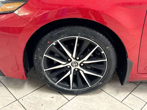 Used 2022 Toyota Camry SE image 15