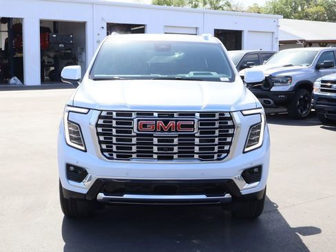 New 2026 GMC Yukon XL Denali w/ Sun & Power Step Package RWD image 3