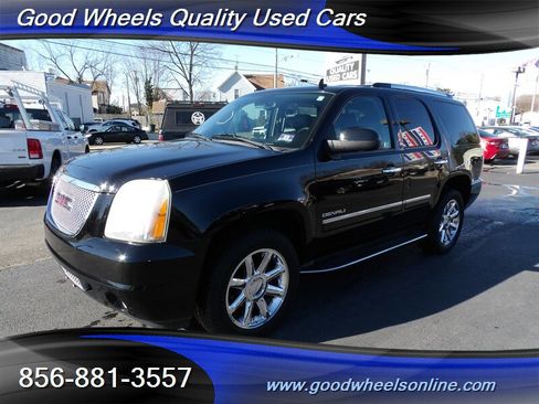 Used 2012 GMC Yukon Denali image 1