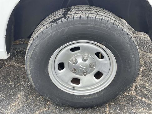 Used 2019 RAM 1500 Tradesman w/ Power & Remote Entry Group image 9