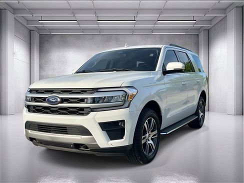 Used 2022 Ford Expedition XLT AWD/4WD image 7