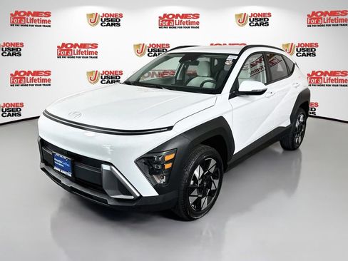 Certified 2025 Hyundai Kona SEL AWD/4WD image 12