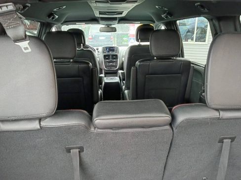 Used 2018 Dodge Grand Caravan GT FWD image 27