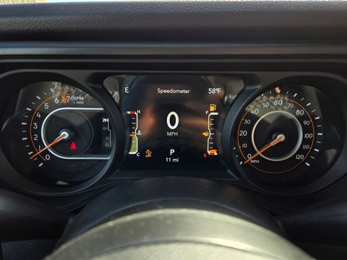 New 2026 Jeep Gladiator Sport AWD/4WD image 18