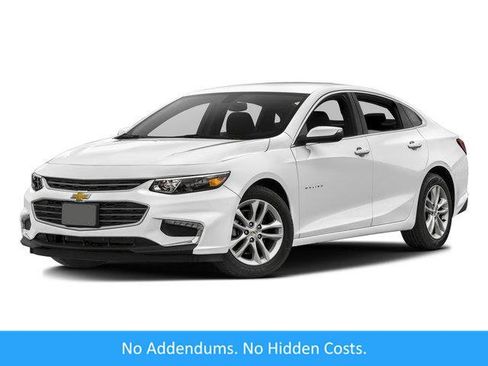 Used 2017 Chevrolet Malibu LT w/ Leather Package FWD image 1
