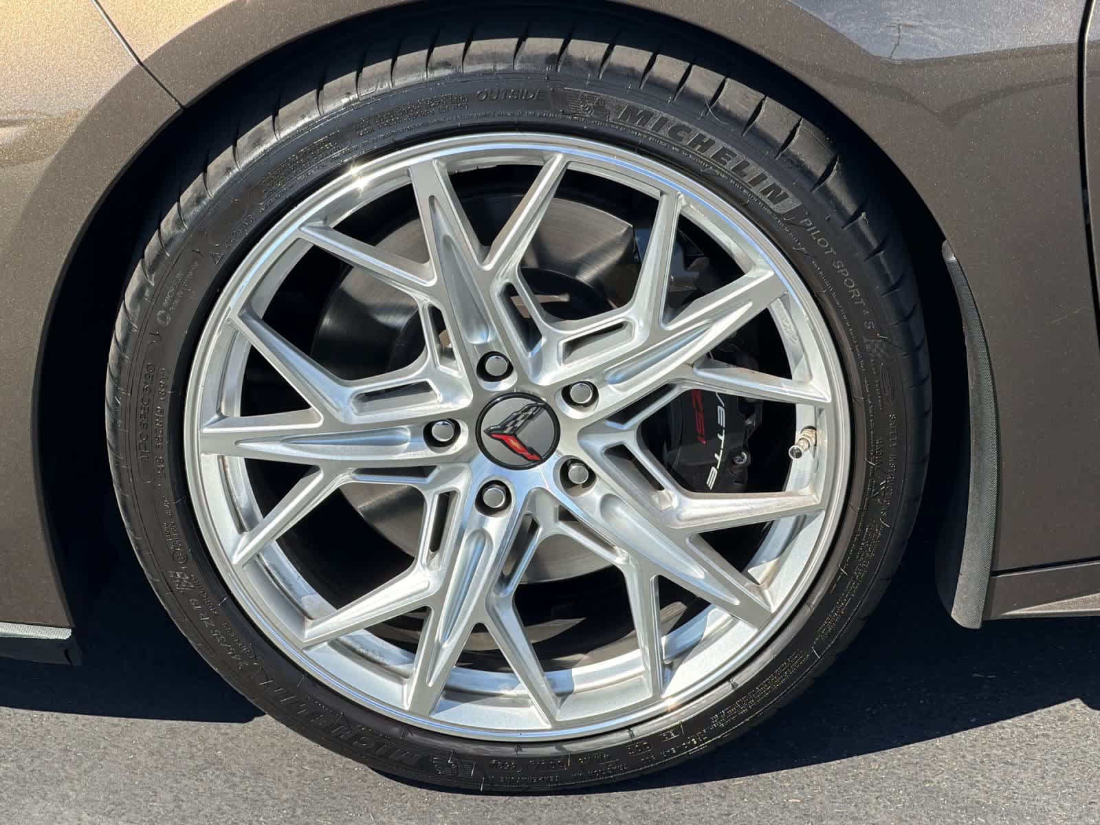 Used 2020 Chevrolet Corvette Stingray Premium Conv w/ 3LT Preferred Equipment Group RWD image 29