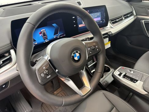 Used 2026 BMW X1 xDrive28i w/ Technology Package AWD/4WD image 14