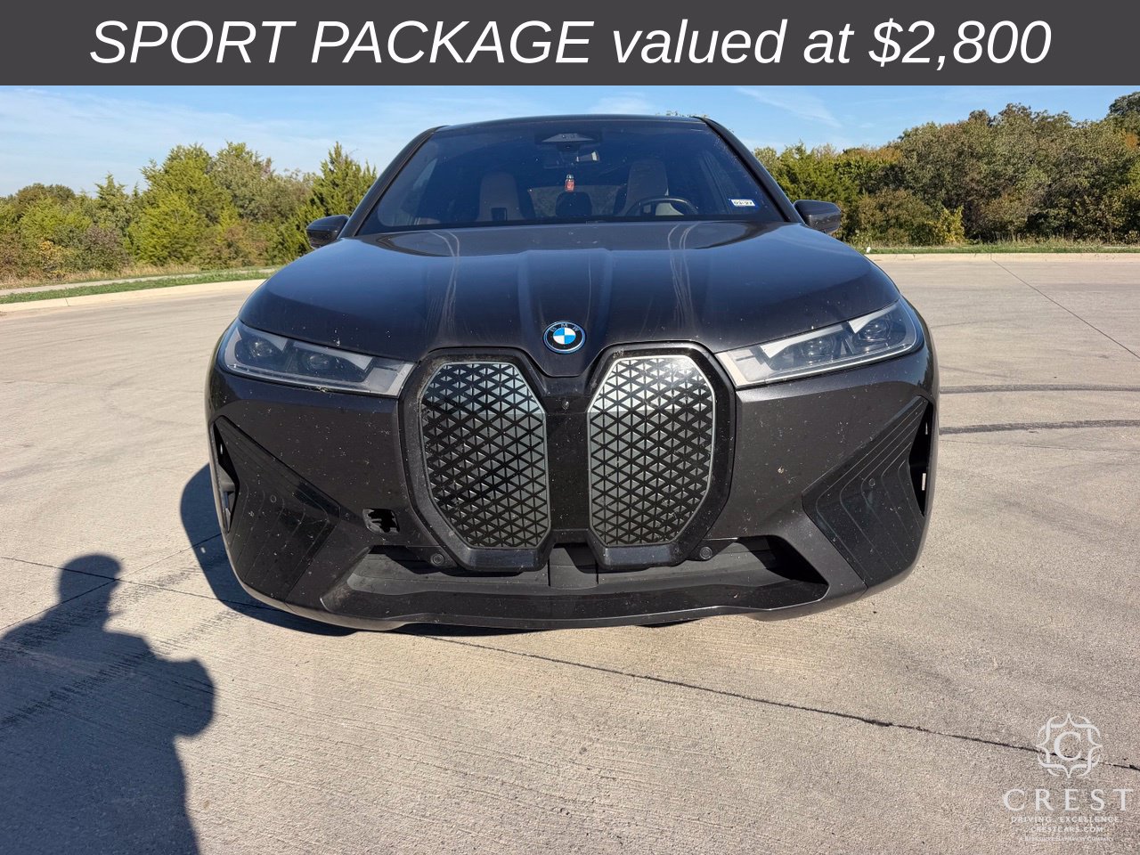 Used 2022 BMW iX xDrive50 w/ Premium Package AWD/4WD image 2