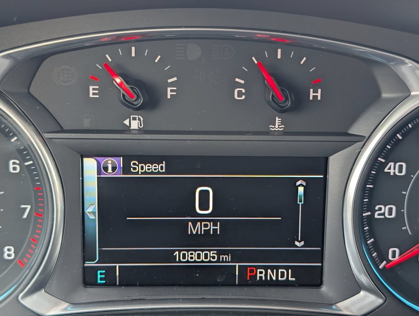Used 2018 Chevrolet Traverse LT FWD image 9