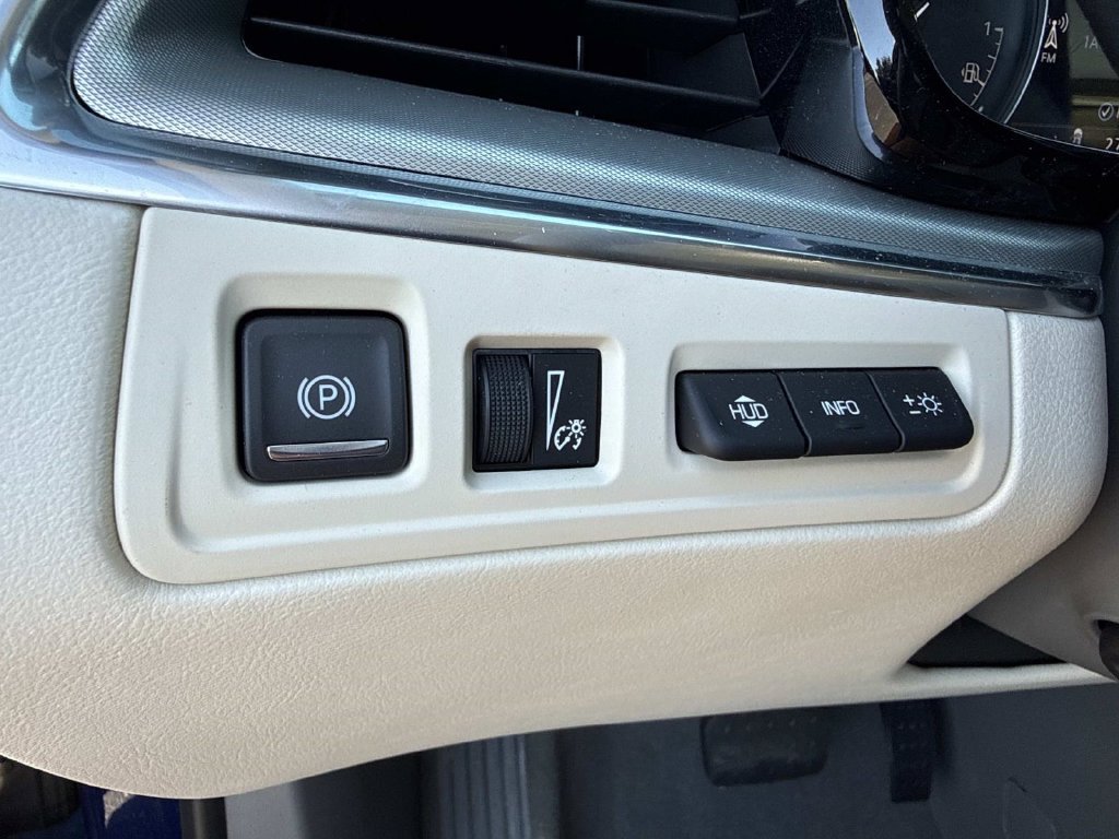 New 2026 Cadillac XT5 Premium Luxury FWD image 31