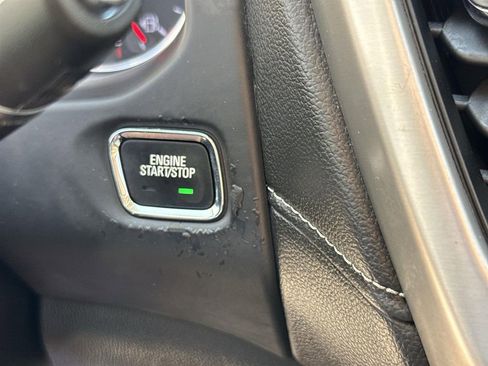 Used 2023 GMC Acadia Denali FWD image 16