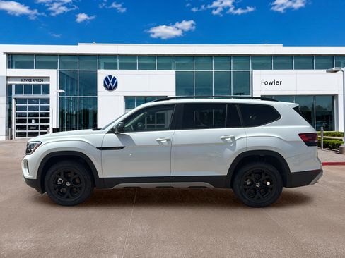 New 2026 Volkswagen Atlas Peak Edition AWD/4WD image 8