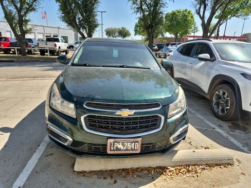 Used 2015 Chevrolet Cruze LT image 1