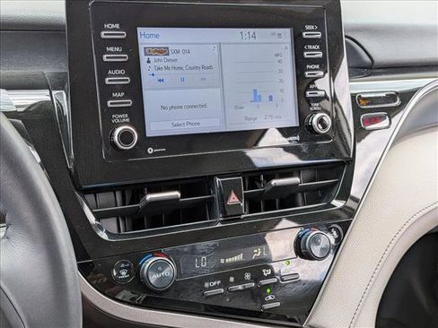 Used 2024 Toyota Camry SE w/ Convenience Package image 15