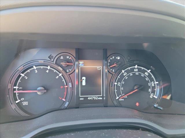 Used 2024 Toyota 4Runner SR5 Premium w/ Moonroof Package AWD/4WD image 11