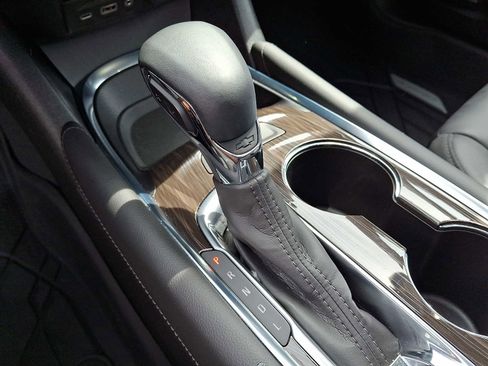 Used 2023 Chevrolet Malibu LT w/ LPO, Floor Liner Package FWD image 15