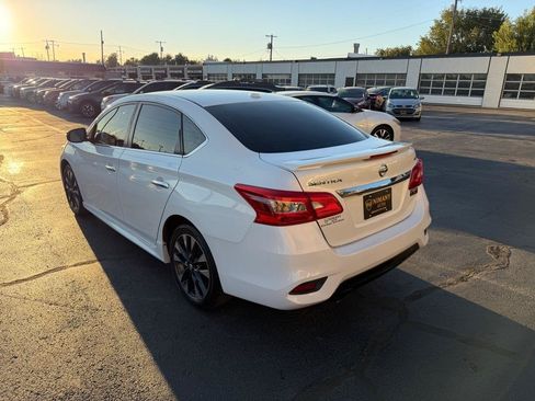 Used 2017 Nissan Sentra SR FWD image 4