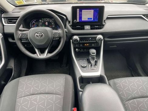 Certified 2023 Toyota RAV4 XLE w/ Convenience Package image 13