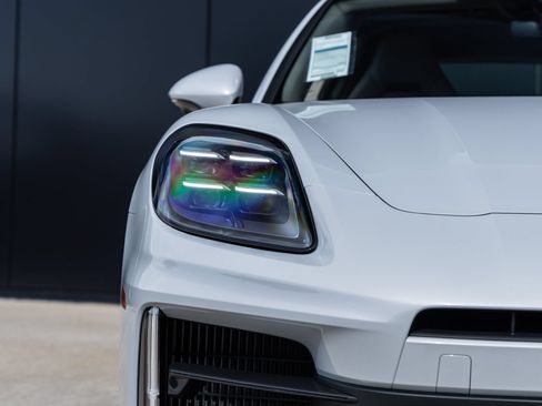 Certified 2026 Porsche Panamera RWD image 18
