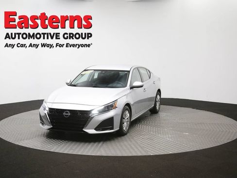 Used 2023 Nissan Altima 2.5 S FWD image 52