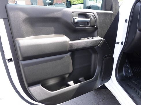 Used 2024 Chevrolet Silverado 1500 W/T w/ WT Value Package AWD/4WD image 14