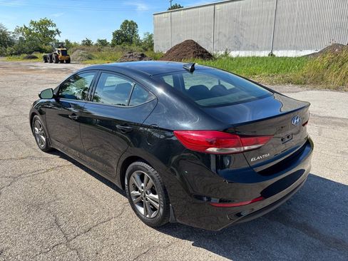 Used 2018 Hyundai Elantra Value Edition FWD image 5