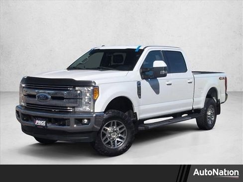 Used 2017 Ford F250 Lariat w/ Lariat Value Package image 1