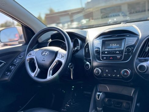 Used 2015 Hyundai Tucson GLS w/ Option Group 02 AWD/4WD image 17
