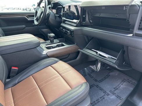 Used 2025 Chevrolet Silverado 1500 High Country w/ Technology Package image 42