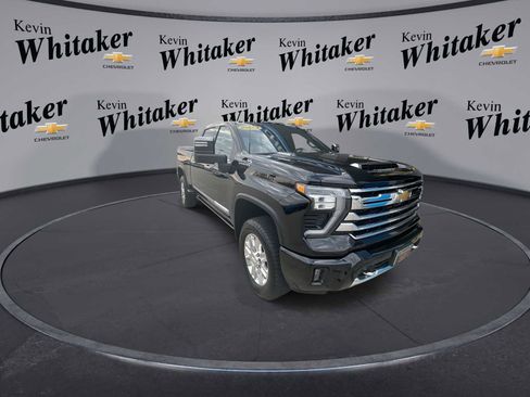 Certified 2024 Chevrolet Silverado 3500 High Country w/ High Country Premium Package image 2