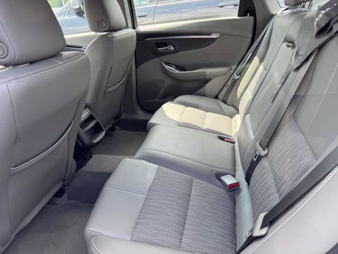 Used 2019 Chevrolet Impala LS FWD image 11