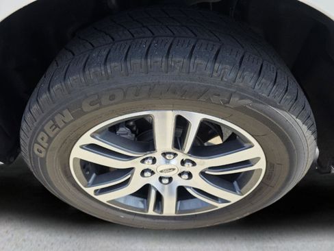 Used 2023 Ford Expedition XLT AWD/4WD image 36