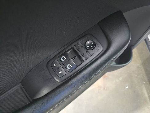 Used 2019 Dodge Challenger R/T Scat Pack RWD image 11