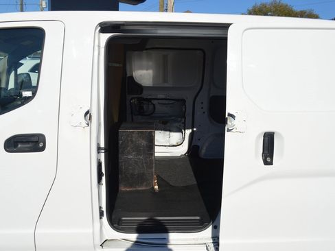 Used 2019 Nissan NV200 SV w/ Navigation Package image 33