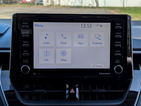 Used 2021 Toyota Corolla LE FWD image 22