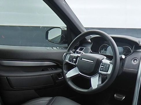 Used 2023 Land Rover Discovery S R-Dynamic AWD/4WD image 17