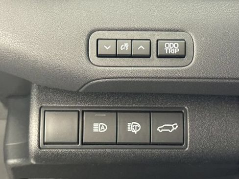 New 2026 Toyota C-HR AWD/4WD image 35