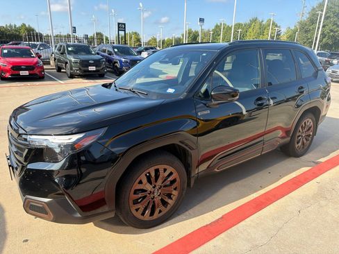 Used 2025 Subaru Forester Sport AWD/4WD image 1