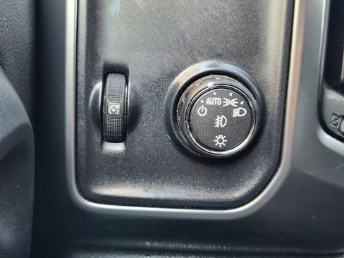 Used 2015 Chevrolet Silverado 1500 LT w/ Texas Edition, 1LT Trim image 18