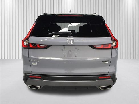 Used 2025 Honda CR-V Sport Touring image 4