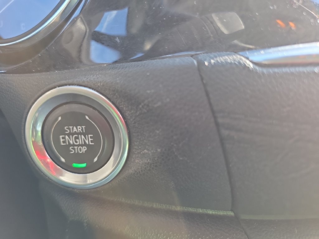 Used 2020 Buick Encore GX Preferred w/ Cold Weather Comfort Package AWD/4WD image 27