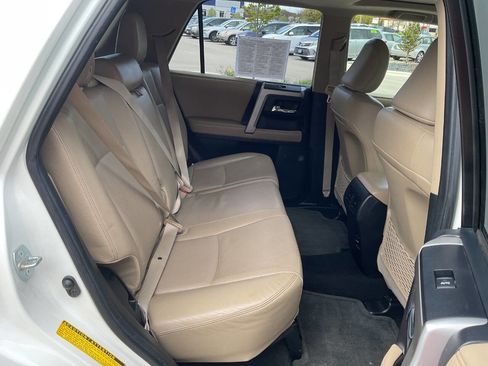 Used 2014 Toyota 4Runner Limited AWD/4WD image 38